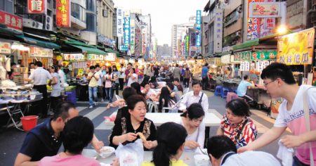 臺觀光業滑坡，不復往日繁榮