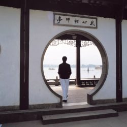張國榮在杭州西湖